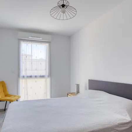 Apartment Le Clos Sauvet By Interhome Saint-Cyr-sur-Mer